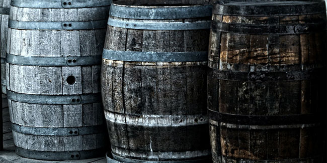 Oak Barrels